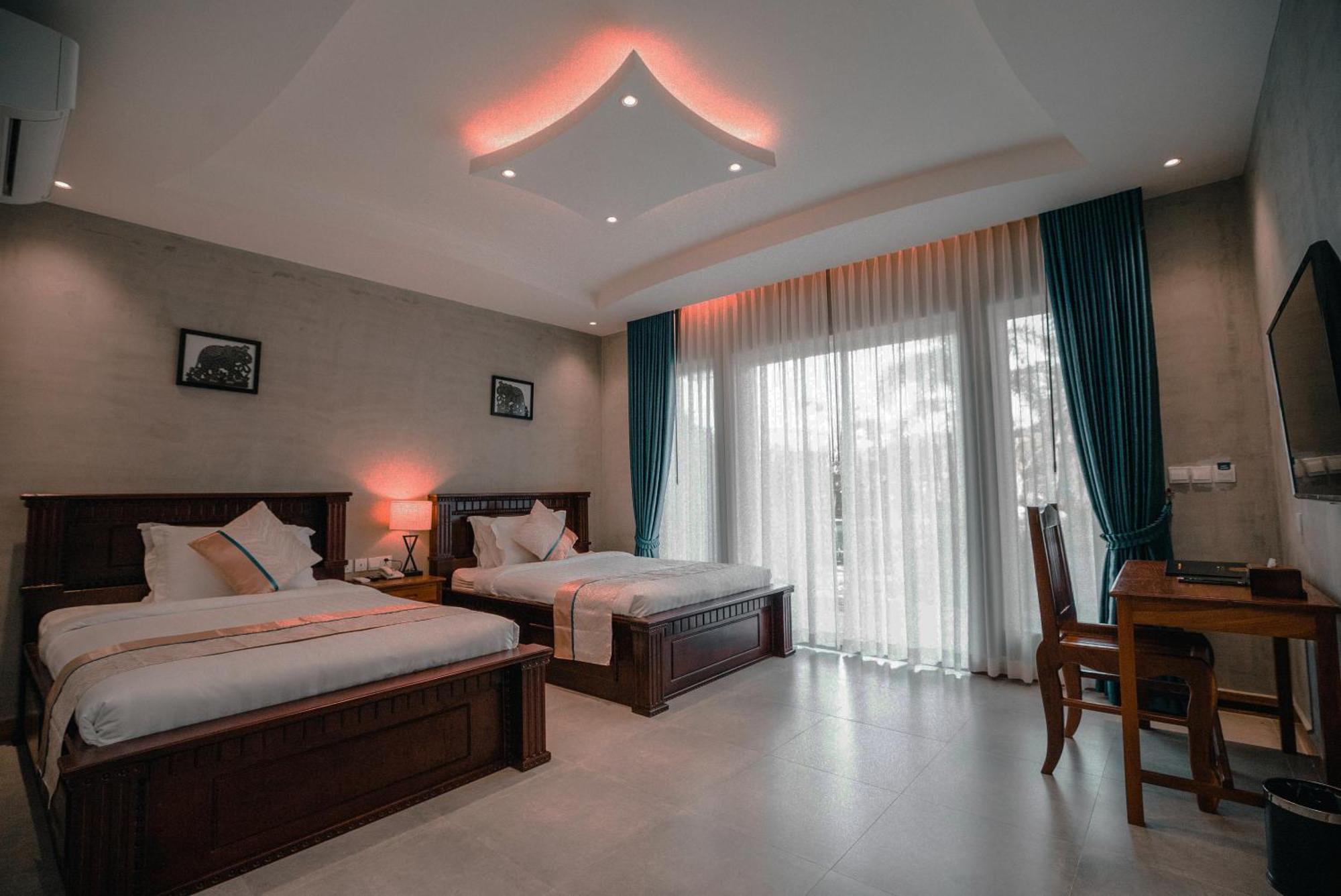 Sokchea Kampot Hotel Exteriör bild