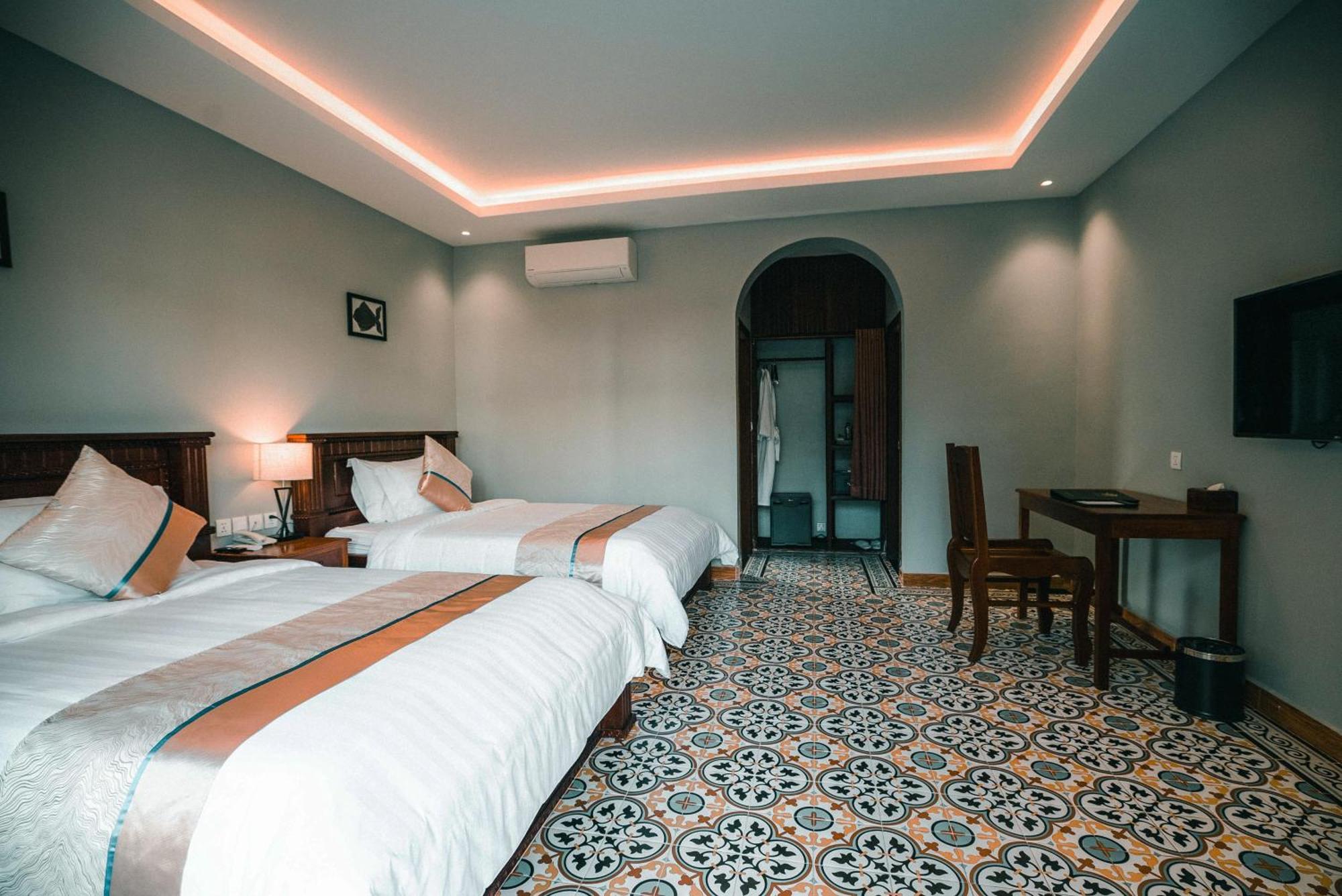 Sokchea Kampot Hotel Exteriör bild
