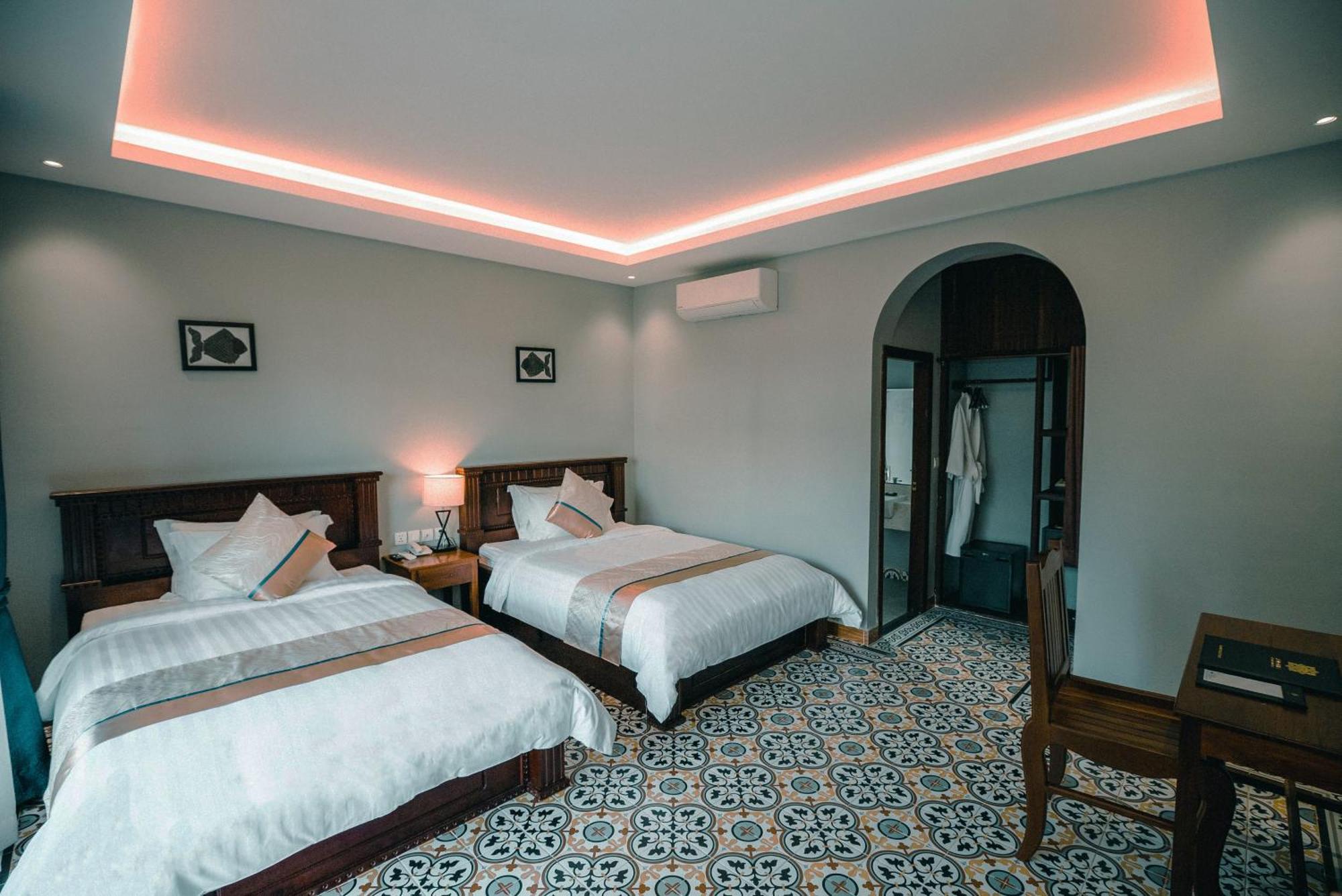 Sokchea Kampot Hotel Exteriör bild