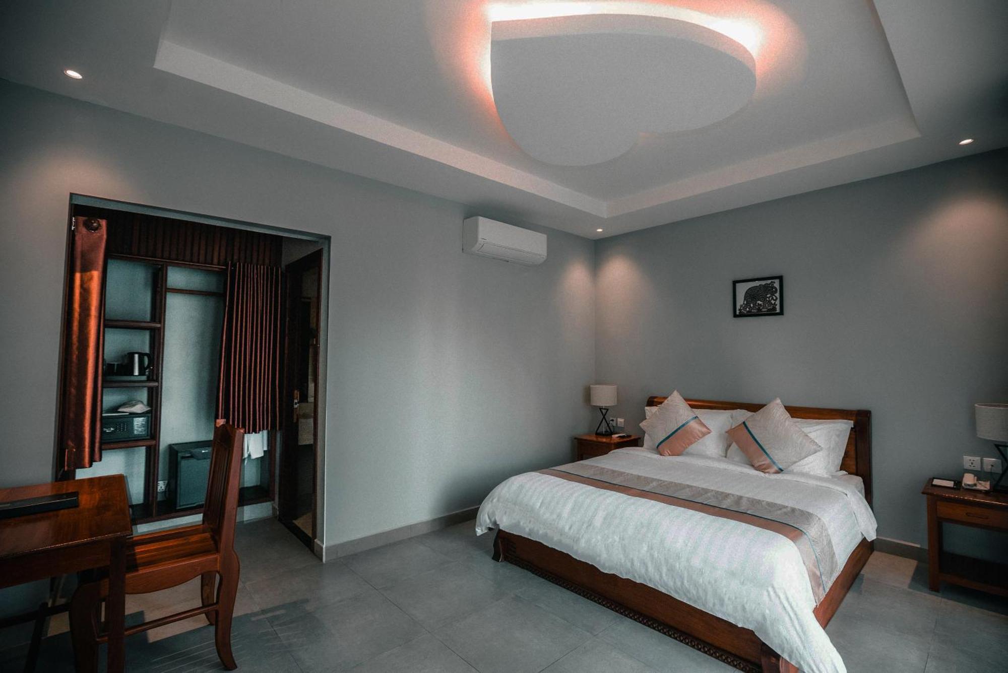Sokchea Kampot Hotel Exteriör bild