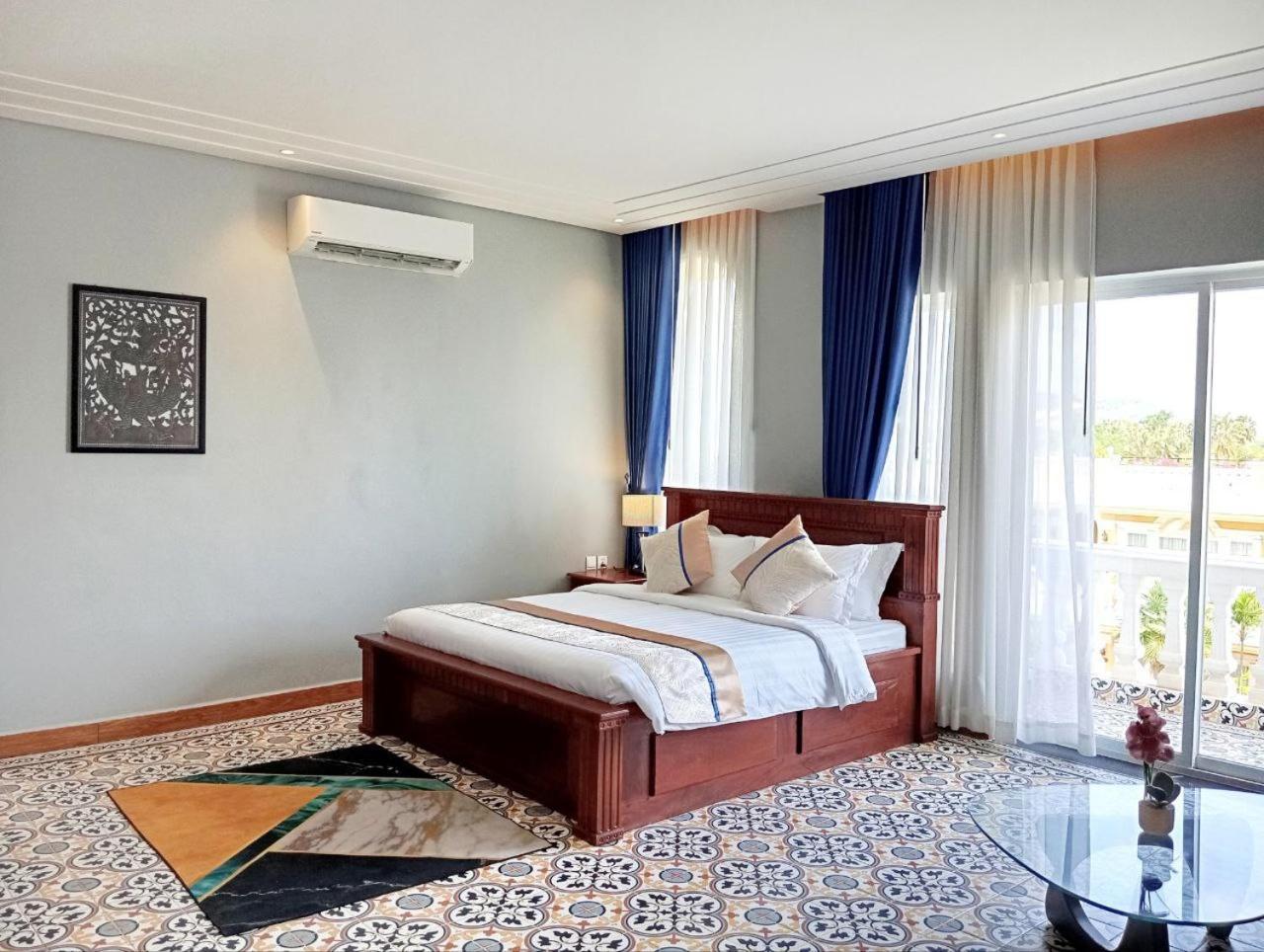 Sokchea Kampot Hotel Exteriör bild