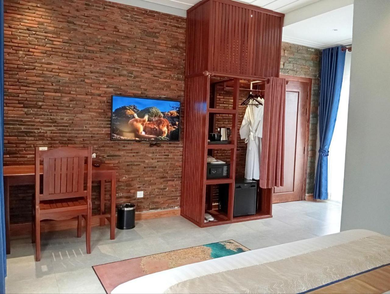 Sokchea Kampot Hotel Exteriör bild
