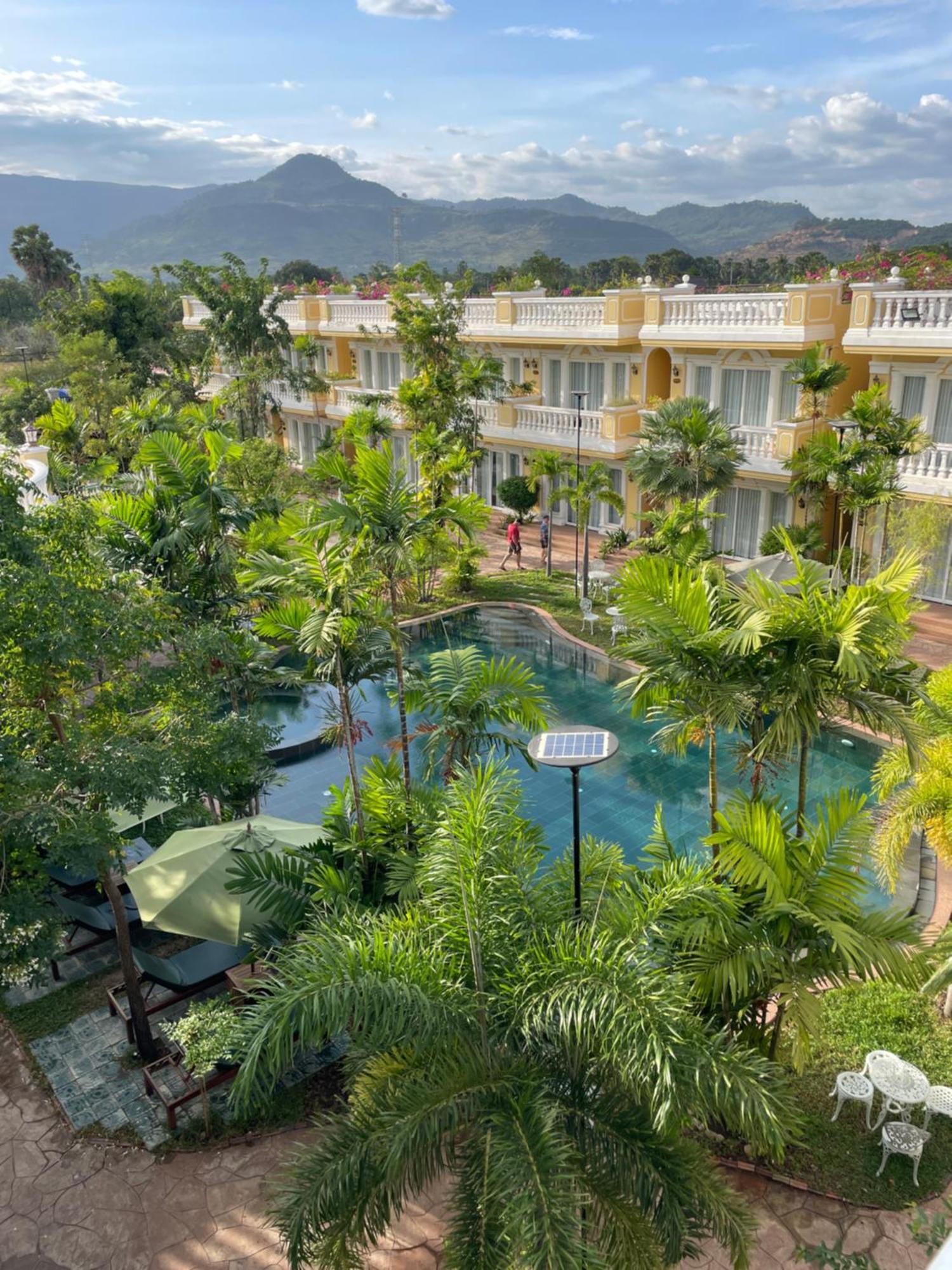 Sokchea Kampot Hotel Exteriör bild